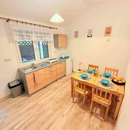 Mazurskie Posiadlo Wypoczynkowe Mazury 別荘 Mikołajki