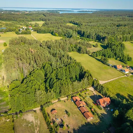 別荘 Mazurskie Posiadlo Wypoczynkowe Mazury Mikołajki