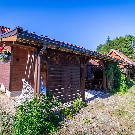 Mazurskie Posiadlo Wypoczynkowe Mazury 別荘